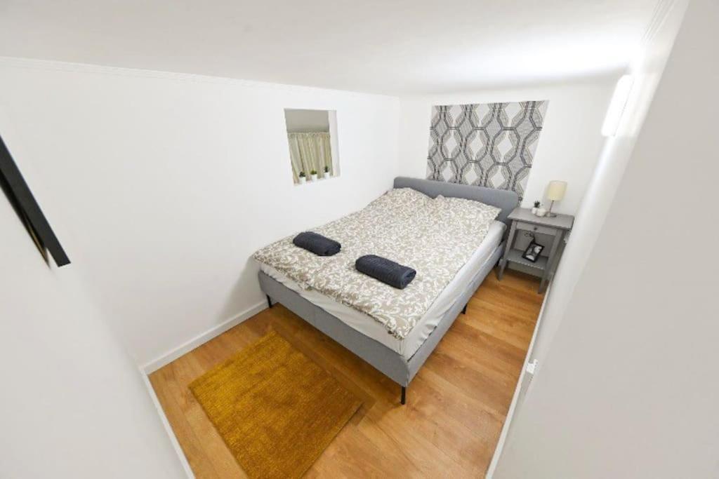 2 Bedroom Flat In Damjanich Str., Hirsch Budapest Luaran gambar